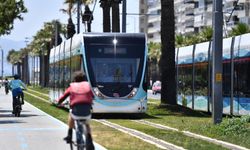 İzmir'de tramvay hattında gece çalışması: Seferlerde geçici düzenleme