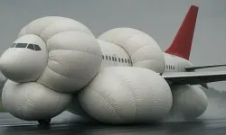Havacılıkta çığır açan buluş: Artık uçaklar da 'hava yastığı' ile korunacak!