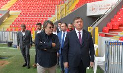 Kentin iki devi omuz omuza: Göztepe'nin hentbol ve su topu branşları tek çatı altında birleşti