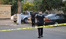 İzmir'de silahlı kavgada 2 kişi yaralandı