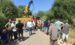 İzmir Ödemiş'te feci kaza: Traktörün altında kalan genç çiftçi can verdi
