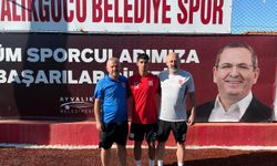 Ayvalıkgücü’nün yeni umudu: 16 yaşındaki Ferhat sahneye çıktı