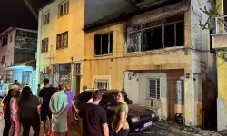 İzmir Çiğli’de 2 katlı evde yangın