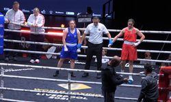 Dünya Boks Şampiyonası'nda, 2 milli sporcu madalyayı garantiledi