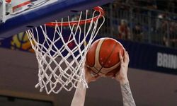EuroBasket 2025'te nefesler tutuldu: Devlerin randevusu, şok vedalar ve 12 Dev Adam'ın kader yolu