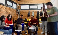 Genç İzmir’in ücretsiz müzik kursları gençlerle buluşuyor