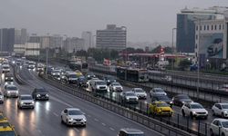İstanbul’da trafik kilitlendi: Yoğunluk yüzde 80’e ulaştı