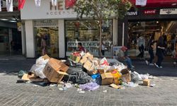 Karşıyaka Belediyesi’nde iş bırakma eylemi devam ediyor: Gerginlik çıktı