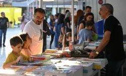 İzmir'de 6. Kitap Günleri başlıyor: 26 Eylül – 5 Ekim’de Büyükpark’ta kültür şöleni