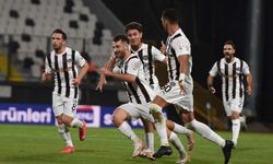Manisa Futbol Kulübü- Esenler Erokspor: 3-4