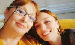 Nilperi Şahinkaya'nın acı günü: Annesini son yolculuğuna uğurladı