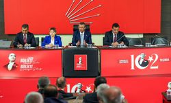 Özgür Özel, İl Başkanları Toplantısına başkanlık etti