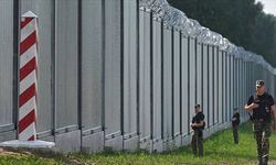 Polonya, Belarus sınırını yeniden açıyor