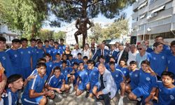 Taçsız Kral Metin Oktay Konak’ta unutulmadı