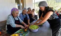 İzmir’in leziz festivali için hazırlıklar başladı: Türkiye’nin ilk reçel şöleni Yakaköy’de