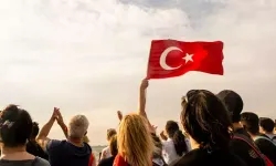 İzmir'de Cumhuriyetin 102. yılı coşkuyla kutlanacak
