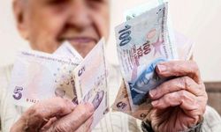 O ülkeye giden emekliye 12 bin lira ikramiye!