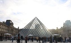 Louvre soygununda iki şüpheli suçunu itiraf etti