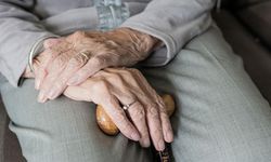 Dünya Nüfusu Hızla Yaşlanıyor, 2050'de Yaşlı Sayısı 2,1 Milyarı Bulacak!