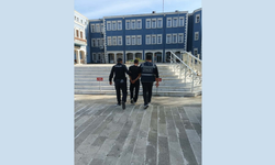 Foça’da hırsızlık operasyonu: Polise silah çeken şüpheli tutuklandı
