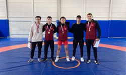 Aliağalı genç güreşçiler İzmir üçüncüsü oldu