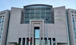 Antalya'da Cumhurbaşkanına hakaret iddiasıyla bir genç tutuklandı
