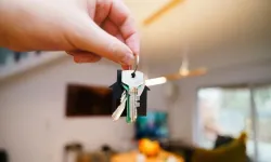 Emekliye kiralık ev yok! Vicdanları sızlatan ilanın gerekçesi şoke etti