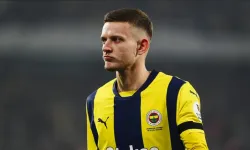 Fenerbahçe’de Szymanski krizi! Taraftar ıslıkladı, soyunma odasında sinir patlaması yaşandı