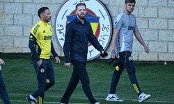 Fenerbahçe'den Tedesco ve Özek ile yola devam kararı