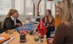 Muhtarlarla el ele İzmir’e kesintisiz hizmet