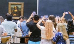Louvre Müzesi'nde tarihi mücevher soygunu!