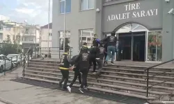 İzmir’de 3 iş yerini kurşunlayan zanlılar tutuklandı