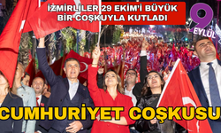 İzmir kırmızı-beyaza büründü... 102 yıldır aynı gurur ve coşkuyla