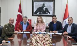 Konak’tan anlamlı iş birliği! Başkan Mutlu: Birlikte üretmeye devam edeceğiz