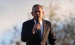 Özgür Özel’den Silivri Cezaevi önünde sert mesajlar