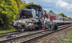 Slovakya’da tren kazası: 66 yaralı