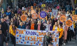 Karşıyaka’da kadına şiddete karşı güçlü ses