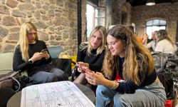 İzmirli kadınlar dijital dünyanın yeni aktörleri oluyor