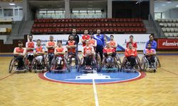 İzmir Büyükşehir’in tekerlekli sandalye basketbolunda 20’nci Süper Lig gururu