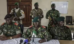 Seçim sonucunu beklemeden darbe yaptılar