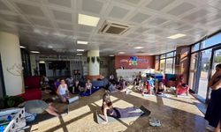 İzmirli gençler için yoga saati