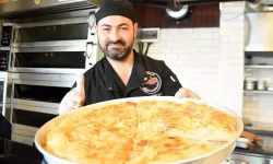 İzmir’de iki kiloluk dev boyoz