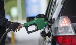 Sürücülere müjde: Akaryakıtta bu gece çifte indirim bekleniyor