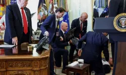 Beyaz Saray'da korku dolu anlar! İlk müdahaleyi Mehmet Öz yaptı