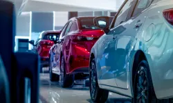 Araç alacaklar dikkat! Otomotiv pazarında tarihi artış