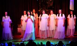 İzmir Bornova'da  şiddete karşı sanatla direniş