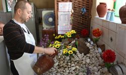 Pide salonundaki isimsiz mezar şaşırtıyor