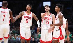 Alperen Şengün’den parkeye damga vuran performans: Double-double ile zafer geldi