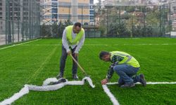 İzmir Büyükşehir’den gençlere beş yeni halı saha müjdesi