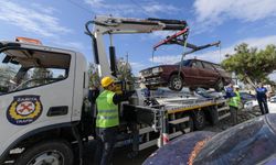 Terk edilmiş araçlar tek merkezde toplanıyor